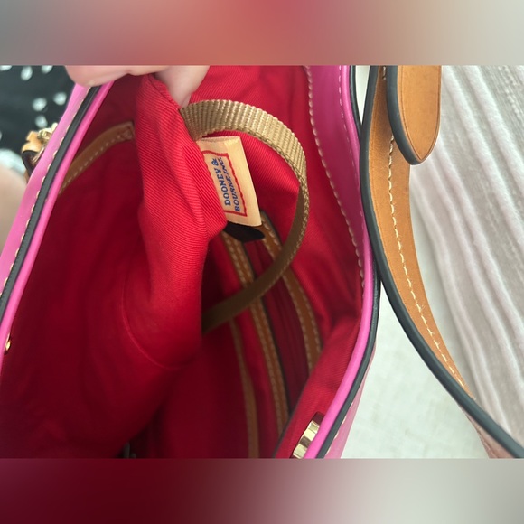 Dooney & Bourke Fuschia hobo bag - Picture 6 of 11